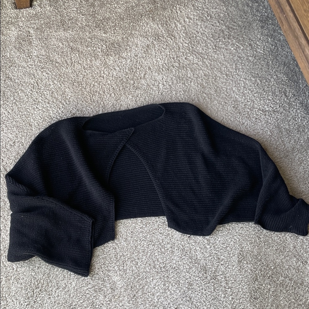 Forever 21 Classic Black Women's Open Back Knit Sweater